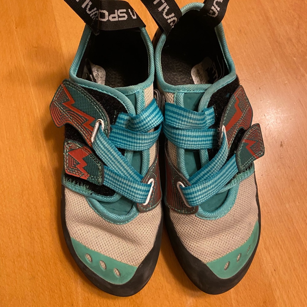 rock climbing shoes size EU 39 / Women’s US 6.5+